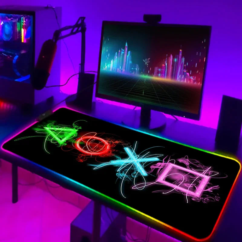 Tapis de Souris Gamer RGB XXL Laumango – LED Multicolore, Antidérapant, Design Anime ou Classique