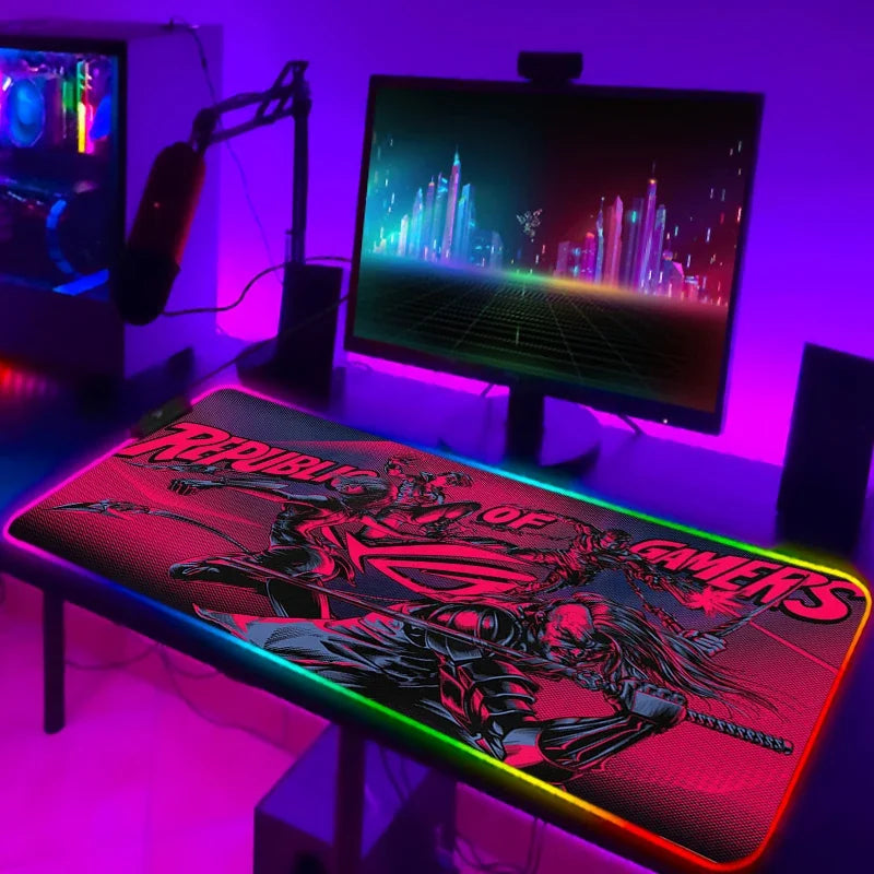 Tapis de Souris Gamer RGB XXL Laumango – LED Multicolore, Antidérapant, Surface XXL, Design Anime ou Sobre