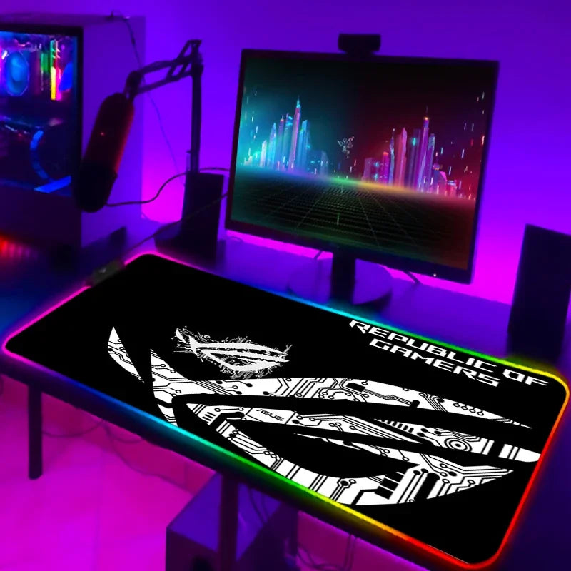 Tapis de Souris Gamer RGB XXL Laumango – LED Multicolore, Antidérapant, Surface XXL, Design Anime ou Sobre