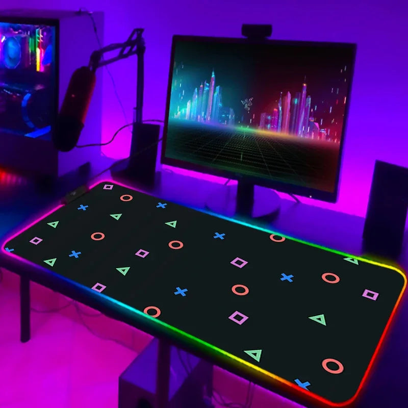 Tapis de Souris Gamer RGB XXL Laumango – LED Multicolore, Antidérapant, Design Anime ou Classique