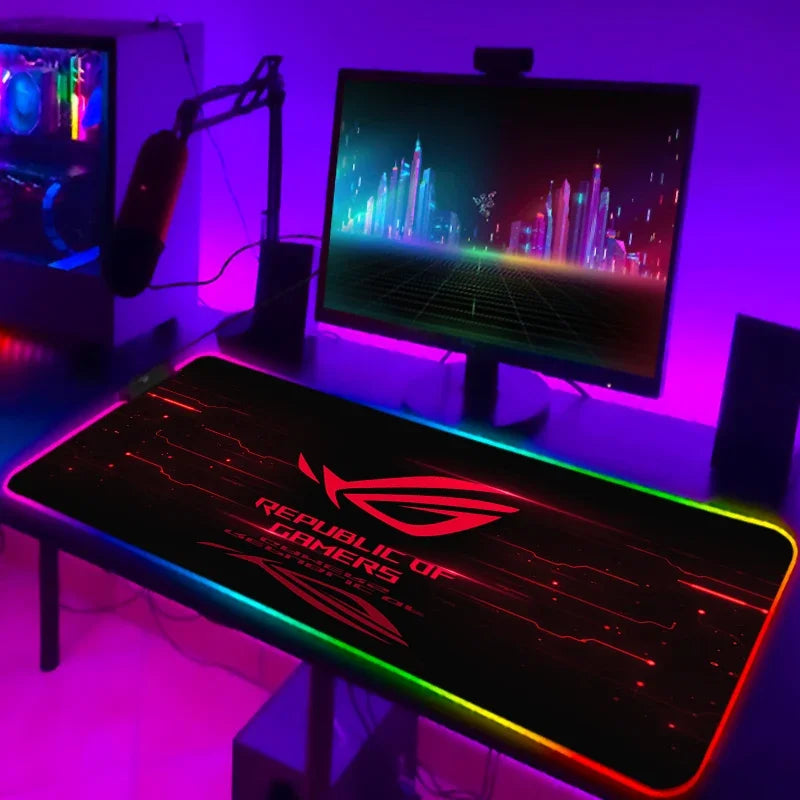Tapis de Souris Gamer RGB XXL Laumango – LED Multicolore, Antidérapant, Surface XXL, Design Anime ou Sobre