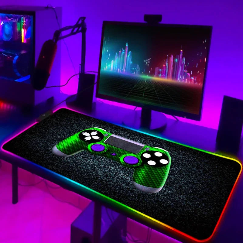 Tapis de Souris Gamer RGB XXL Laumango – LED Multicolore, Antidérapant, Design Anime ou Classique