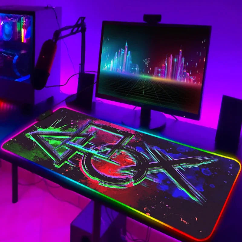 Tapis de Souris Gamer RGB XXL Laumango – LED Multicolore, Antidérapant, Design Anime ou Classique